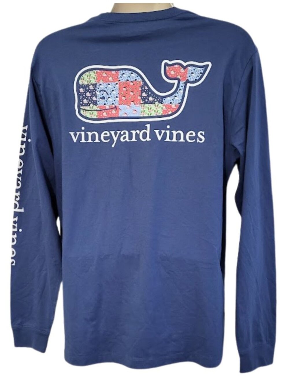 VINEYARD VINES NWT Blue Holiday Patchwork Whale Long-Sleeve T-Shirt - Men's L